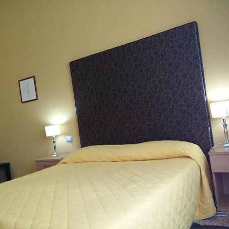 Al Porto Di Cagliari Hotel Buitenkant foto